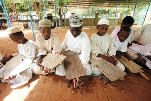 Kur'an mektephanelerini desteğe Sudan hükümetinin vurgusu