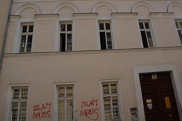 Avusturya’da ramazanda İslamofobik