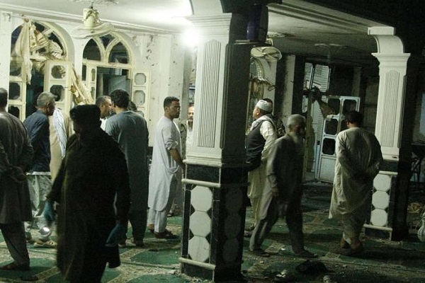 Afganistan'da camiye saldırıda hayatını kaybedenlerin sayısı 29'a çıktı