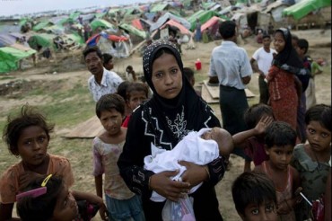 Myanmar'da cami ve dini eğitim veren okul kapatıldı Myanmar'da cami ve dini eğitim veren okul kapatıldı