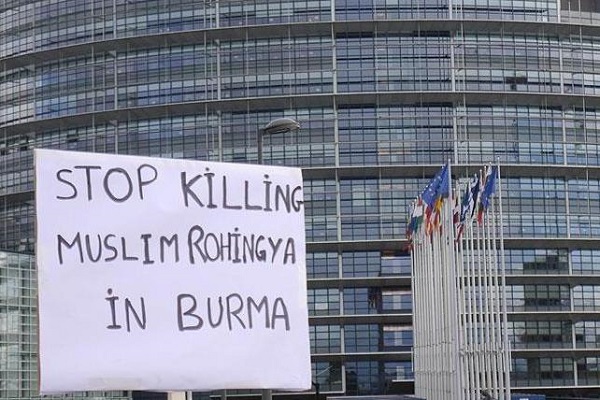 Avrupa Parlamentosu önünde Myanmar protestosu