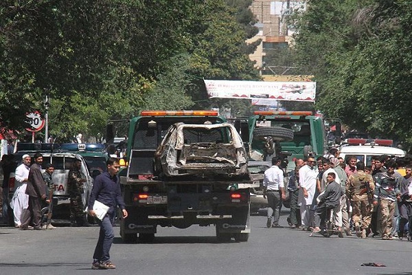 Kabil'de bombalı saldırı: 30 yaralı