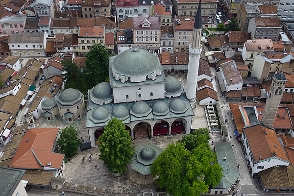Bosna Hersek'in kartpostallık camileri