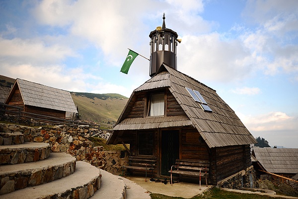 Bosna Hersek'in kartpostallık camileri