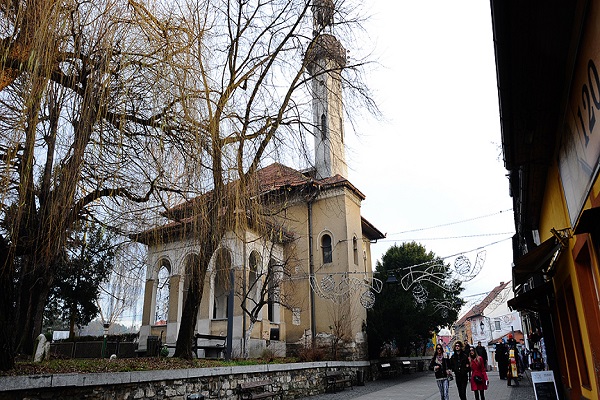 Bosna Hersek'in kartpostallık camileri