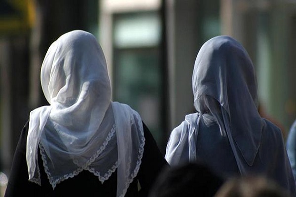 Belçika'dan başörtüsü için karar