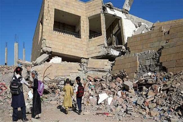 Suudi Arabistan Yemen'de binlerce okulu tahrip etti