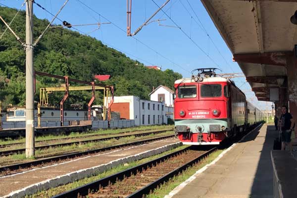 Çek Cumhuriyeti'nde tren kazasından İslamofobi çıktı Çek Cumhuriyeti'nde tren kazasından İslamofobi çıktı
