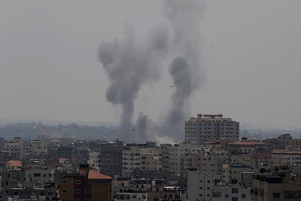 İsrail'den Gazze'ye hava saldırısı İsrail'den Gazze'ye hava saldırısı