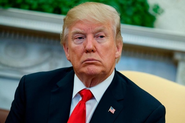 Trump karşıtı protestolar İskoçya'da da sürüyor Trump karşıtı protestolar İskoçya'da da sürüyor