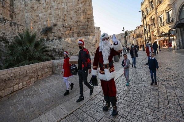 Dünyada Noel ve Noel Kutlamalarından kareler