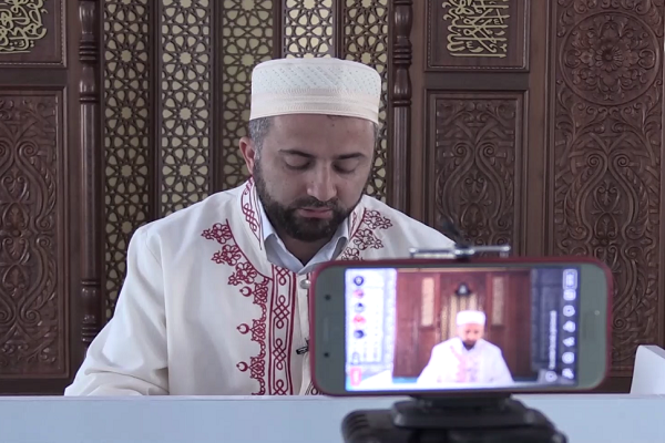 Kayserili imam asırlık mukabele geleneğini 