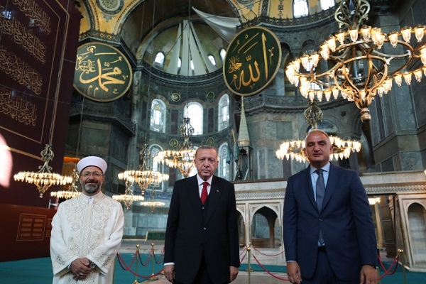 Erdoğan Ayasofya Camisi'nde incelemelerde bulundu