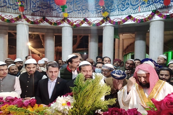 Dini turizm alanında İran-Pakistan faaliyetleri genişletiliyor