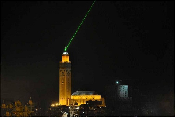 Fas’ta yüzer gibi görünen II Hasan Camii