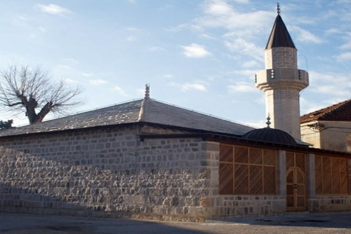 Tarihi Bosna camisinin yanındaki 