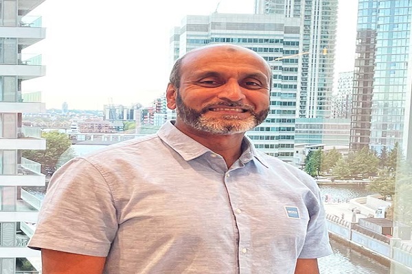 Finitech'in İngiliz Müslümanlara hizmetleri