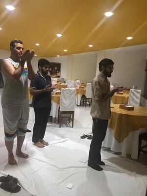 Brezilya’da bir restoran ve Şii-Sünniler arasında birlik namazı
