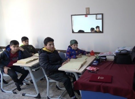 Kütahyada mültecilere Kuran-ı Kerim eğitimi