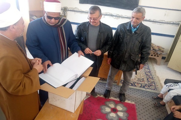 Mısır’da görme özürlülere Kur’an-ı Kerim dağıtıldı