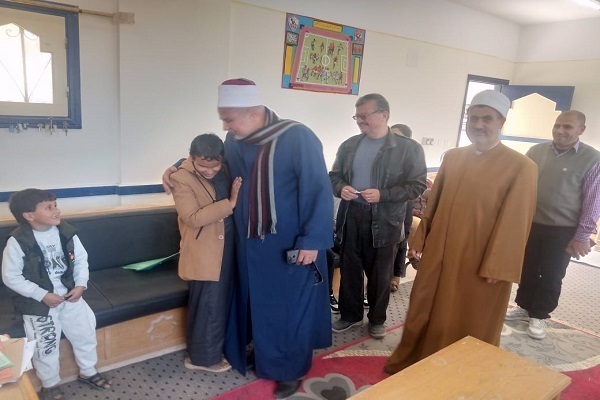 Mısır’da görme özürlülere Kur’an-ı Kerim dağıtıldı