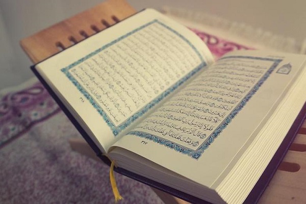 Suşehri'nde 250 öğrenciye Kur'an-ı Kerim hediye edildi