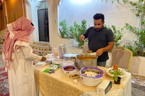 Suudi Şiilerin Corona'dan sonra ilk halka açık iftarları