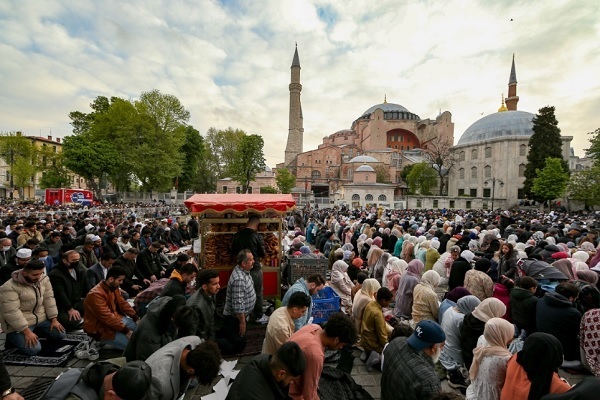 Dünyanın dört bir yanından Ramazan Bayramı havası