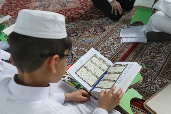 İmam Hüseyin Türbesinde yaz Kur’an kursları başladı