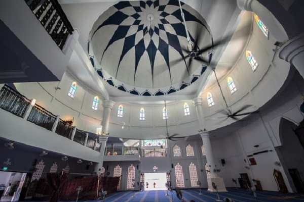 Malezya’da ilgilerin odağındaki yüzen camii: Malaka Camii