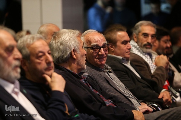 Filistin'e destek veren İranlı sanatçılar bir araya geldi