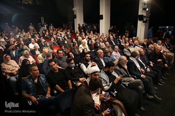 Filistin'e destek veren İranlı sanatçılar bir araya geldi