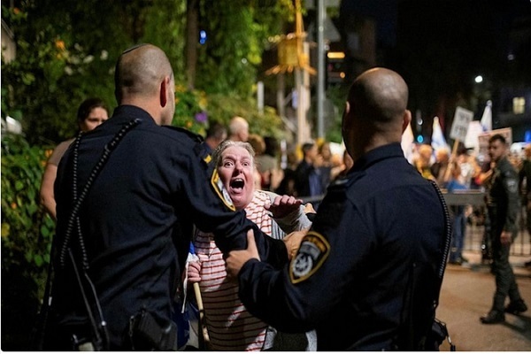 İngiltere ve Amerika’da Filistin’e destek gösterileri