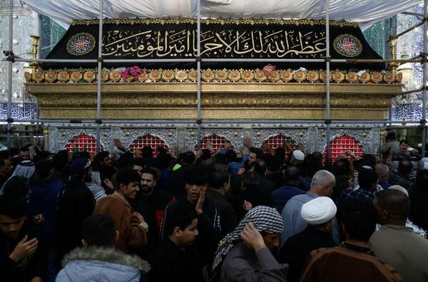 Hz Zehra’nın şehadet yıldönümünde İmam Ali Türbesi ziyaretçilerle doldu taştı