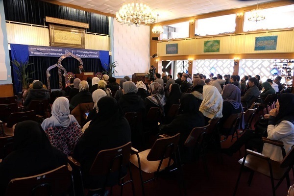 Hamburg Kur’an yarışmasına farklı yaş gruplarından yoğun ilgi