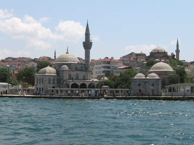 Mimar Sinan'ın kuş konmayan camisi: Şemsi Paşa Camii
