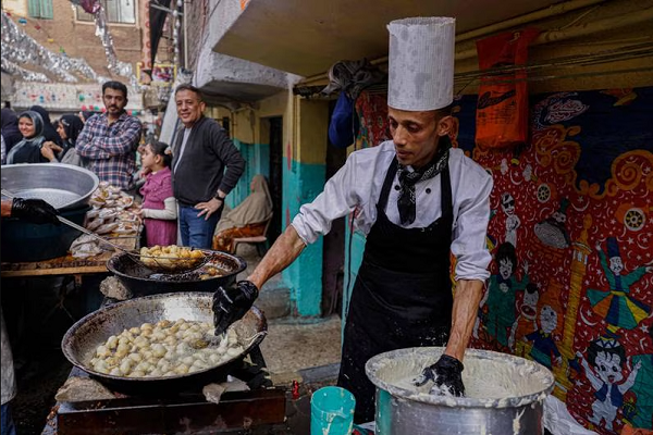 Mısır'daki en büyük iftar töreni + fotoğraf