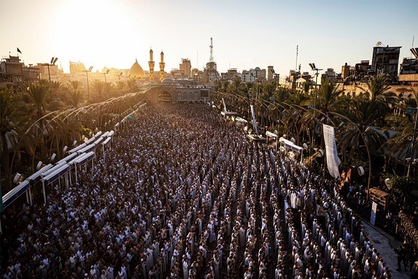 Hz. Hüseyin'in (a.s.)  türbesinde bayram namazı | Fotoğraf