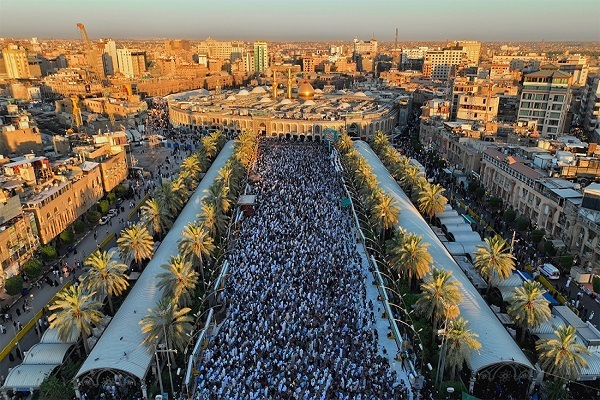 Hz. Hüseyin'in (a.s.)  türbesinde bayram namazı | Fotoğraf