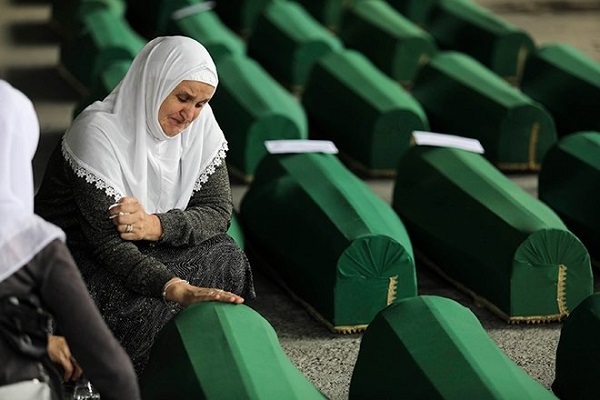 Avrupa'nın insanlık aybı: Srebrenitsa soykırımı