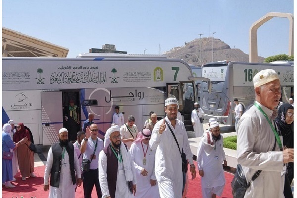Hacılar Suudi Kur'an Basım Merkezini ziyaret etti | Fotoğraf