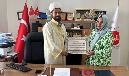 Çekya uyruklu kadın İslam'ı seçti