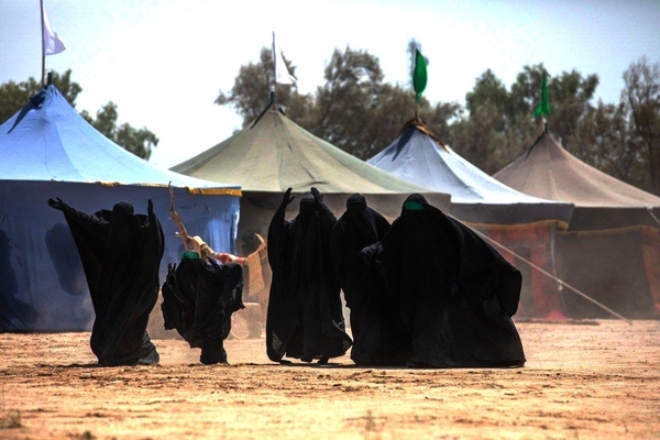 Irak'taki etkileyici Aşura tiyatrosundan görüntüler