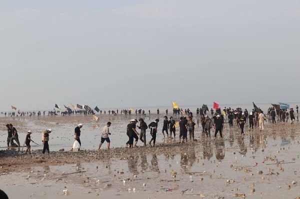 Irak'ın en güney noktasından Erbain yürüyüşü başladı