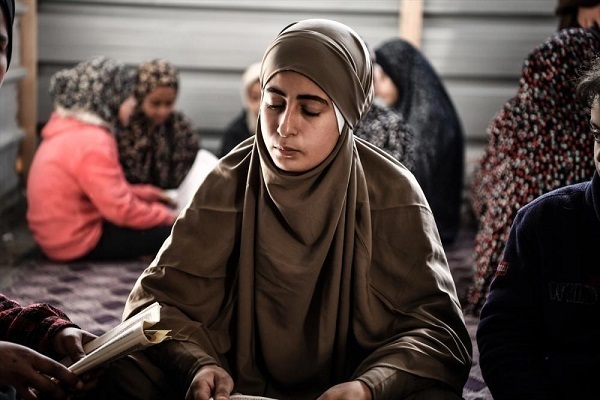 Kur’anın güvenli gölgesinde Refah mülteci kamplarında Filistinli çocuklar | video