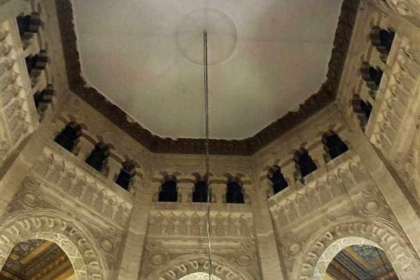 Mısır’da tarihi caminin süslemelerinin tahrip edilmesi tartışma yarattı | fotoğraf