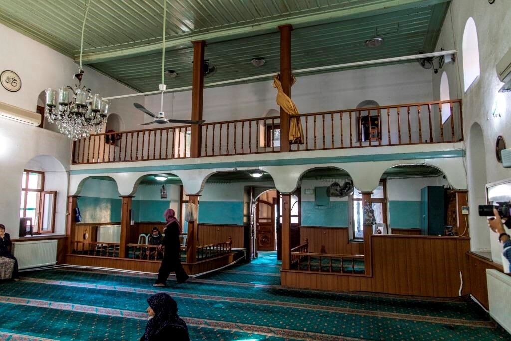 Balıkesir’de restore edilen 200 yıllık Yakup Bey camii cemaatine kavuştu