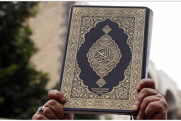 Hamd suresi: Dua ve yakarışlarla dolu  bir sure