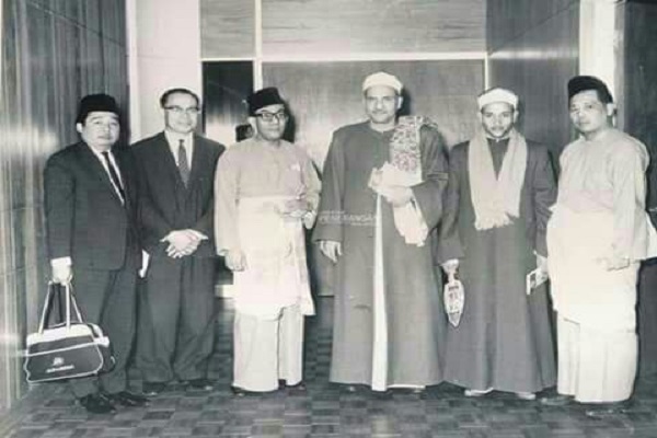 Kamil Yusuf Behtîmî hakkında