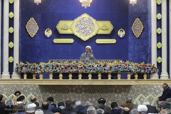 Hz. Masume'nin hareminde Kur'an programı